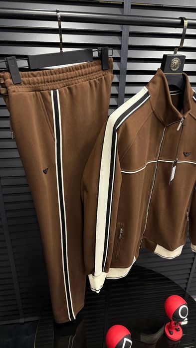 Trening Armani. Calitate top. Toate mărimile disponibile