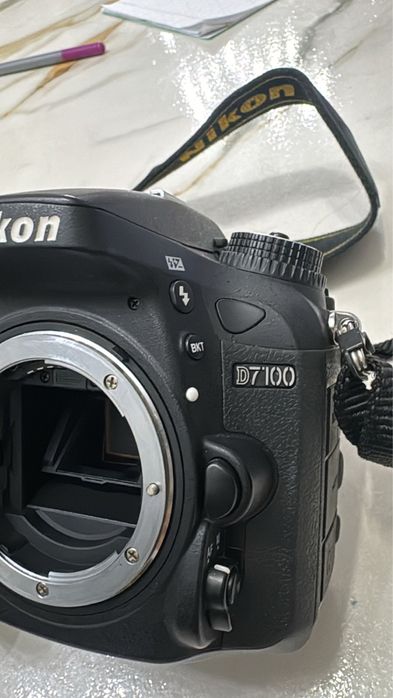 Nikon D7100 продам