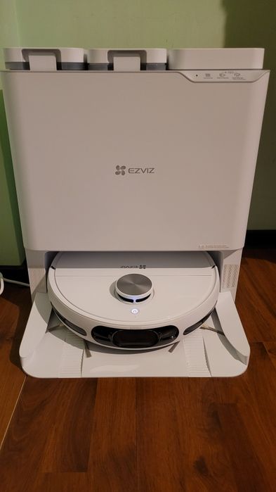 Aspirator robot Ezviz în garanție