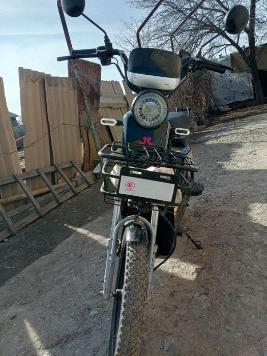 Skutir sotiladi srochno