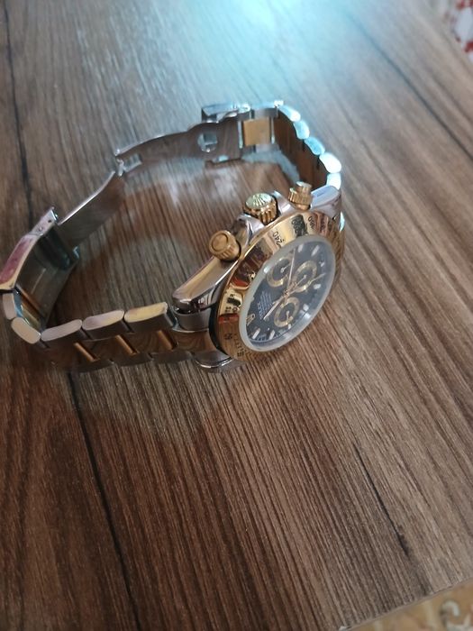 Vând ceas in stare perfecta de functionare automat