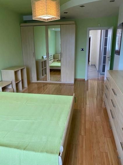 Дава се под наем Тристаен апартамент в София, Зона Б-19 - 117 кв.м за 800 € - Снимка #5