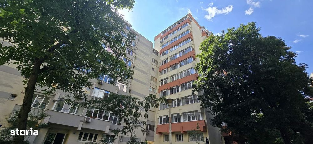 De vanzare - Apartament 3 camere decomandat Parc Plumbuita