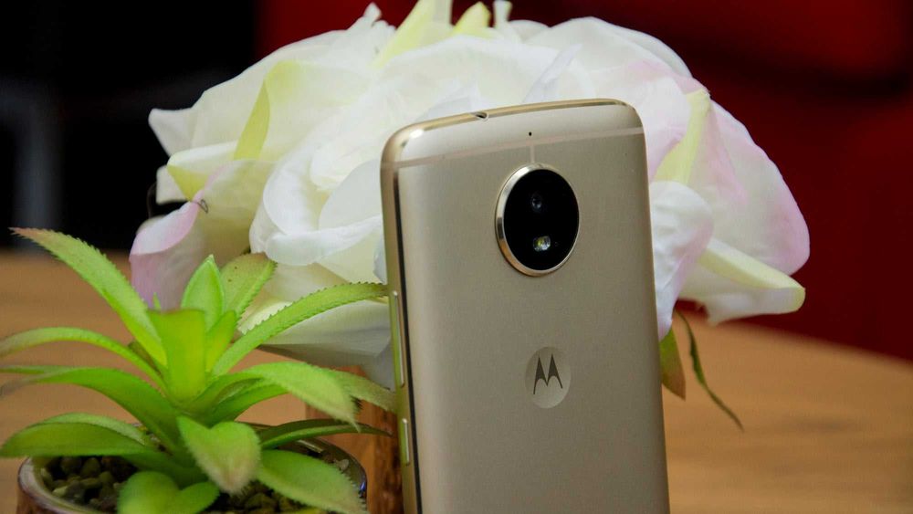 vand telefon motorola G5s