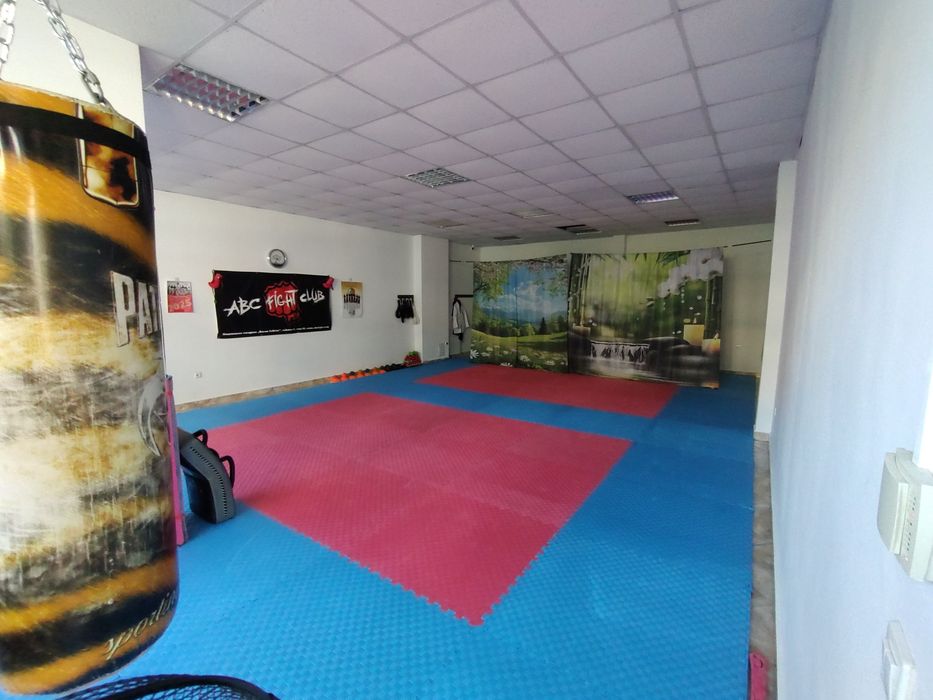 Зала под наем почасово за спорт