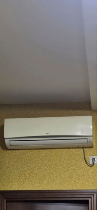 Кондиционер LG 12 (до 35 м²)