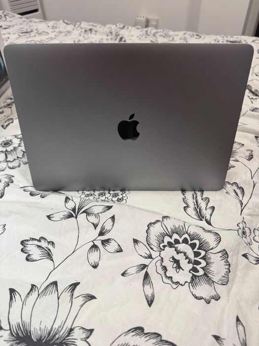 MacBook Pro 13” M2 Pro (2022)