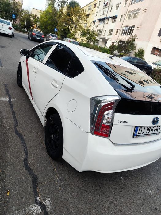 Toyota prius an 2013