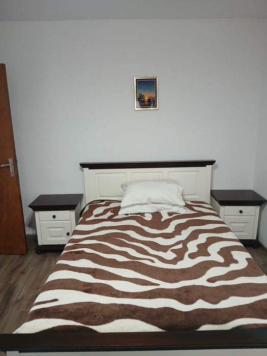 Apartament cu 2 camere de închiriatt