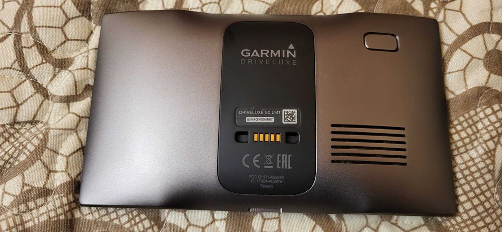 Garmin GPS Driveluxe 50 LMT activ harti pe viata  650 lei