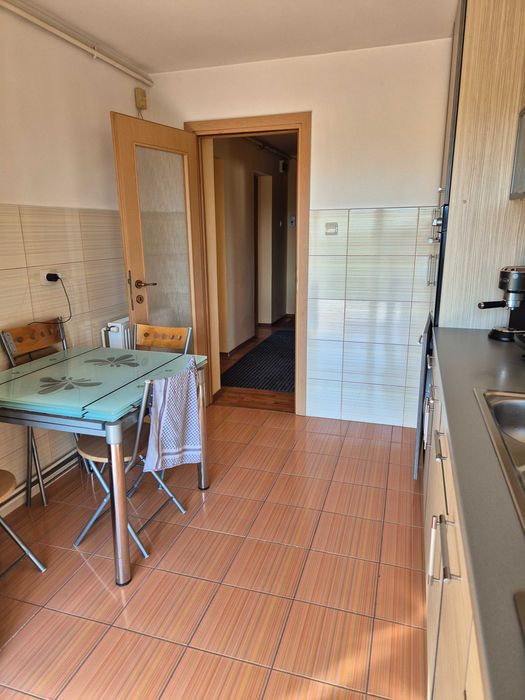 Proprietar vand apartament 3 camere zona Trei Stejari