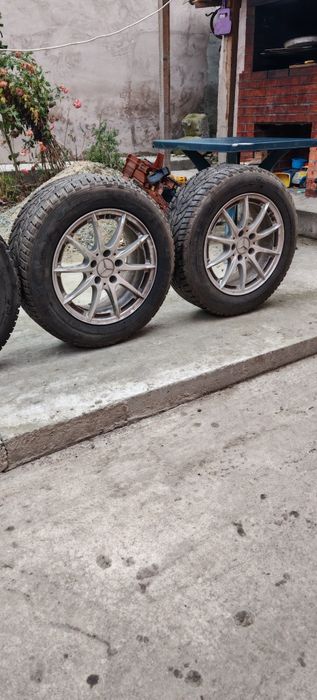 Vand sa schimb Roti mercedes c,e