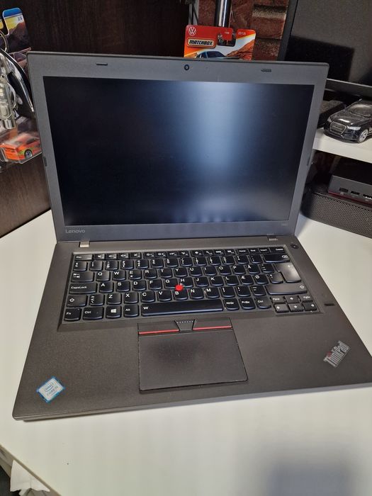 Lenovo ThinkPad T460 / Intel i5 Gen 6 / 8GB RAM / 256GB SSD / Tastatură iluminată / 2 Baterii