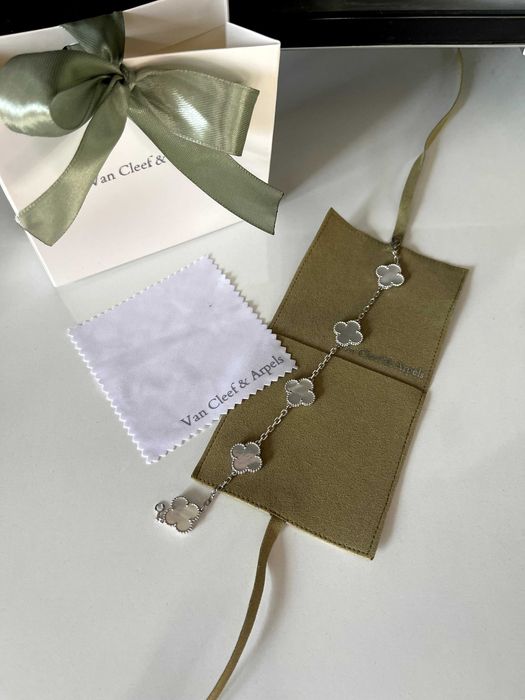 VC van cleef and arpels гривна стоманена с лого и бяла перла седеф бял