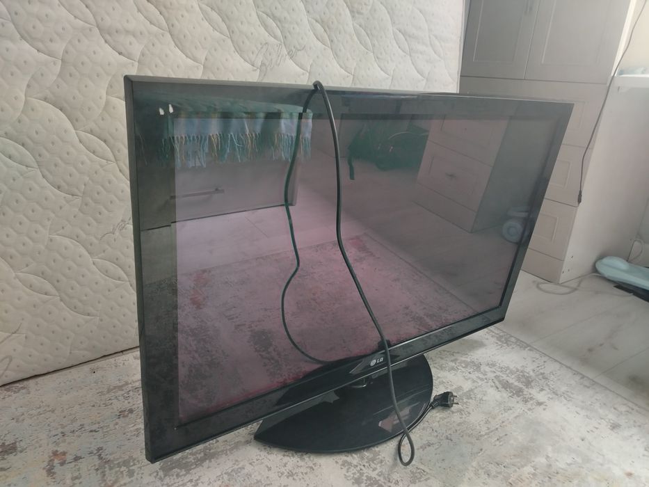 ... LG телевизор