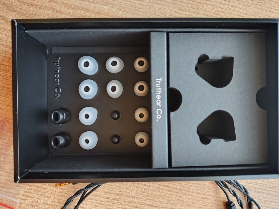 Căști Thruthear x Crinacle Zero