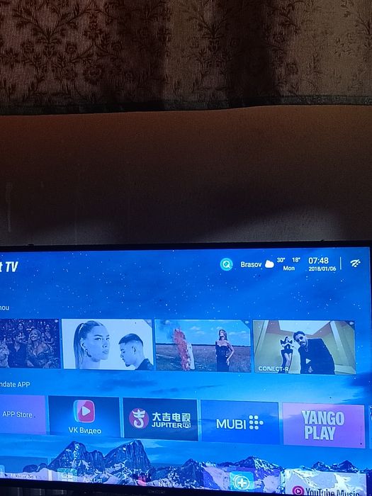 Televizor Smart Starlight Android