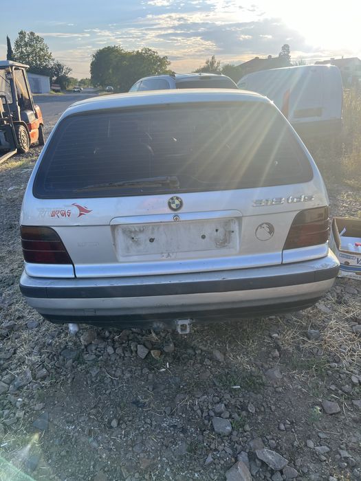 Bmw 318 2.0 143ph  2003g  та НА ЧАСТИ
