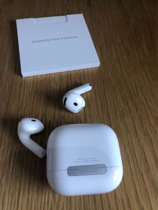 Продавам Airpods 4 ANC