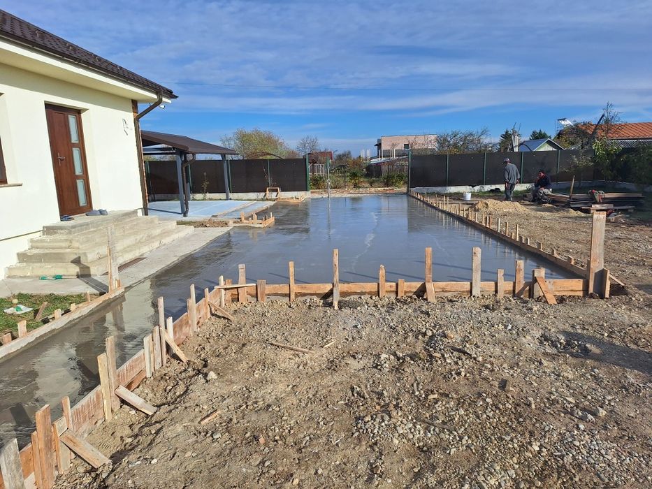 Garduri / Trotuare / Betonare / Case / Drenuri / Alei