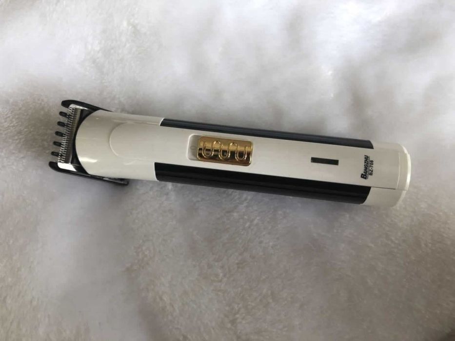 Машинка за подстригване с акумулаторна батерия