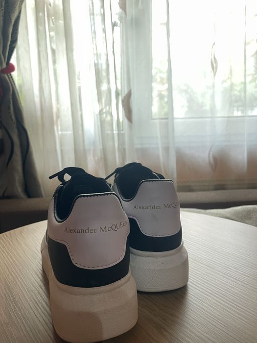 Adidași tip platformă Alexander Mqueen