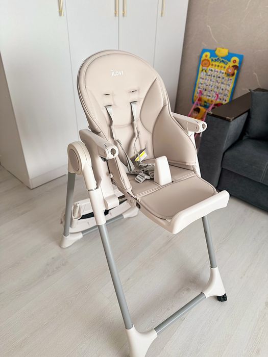 Стульчик для кормления ilovi