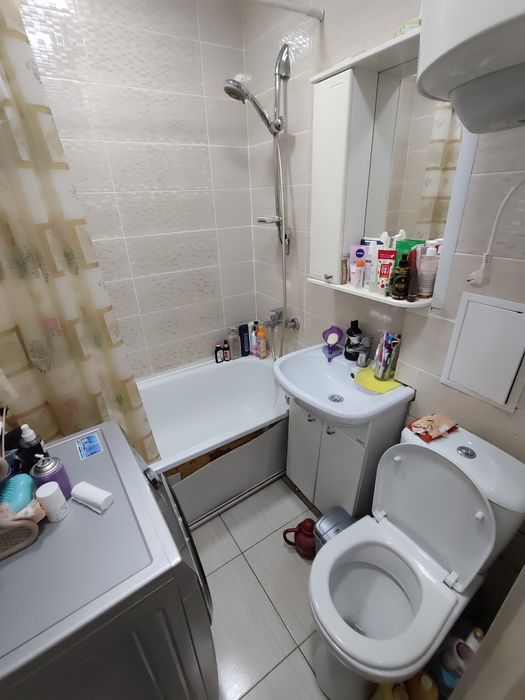 Продается 2-комн (2-30, 4 эт)