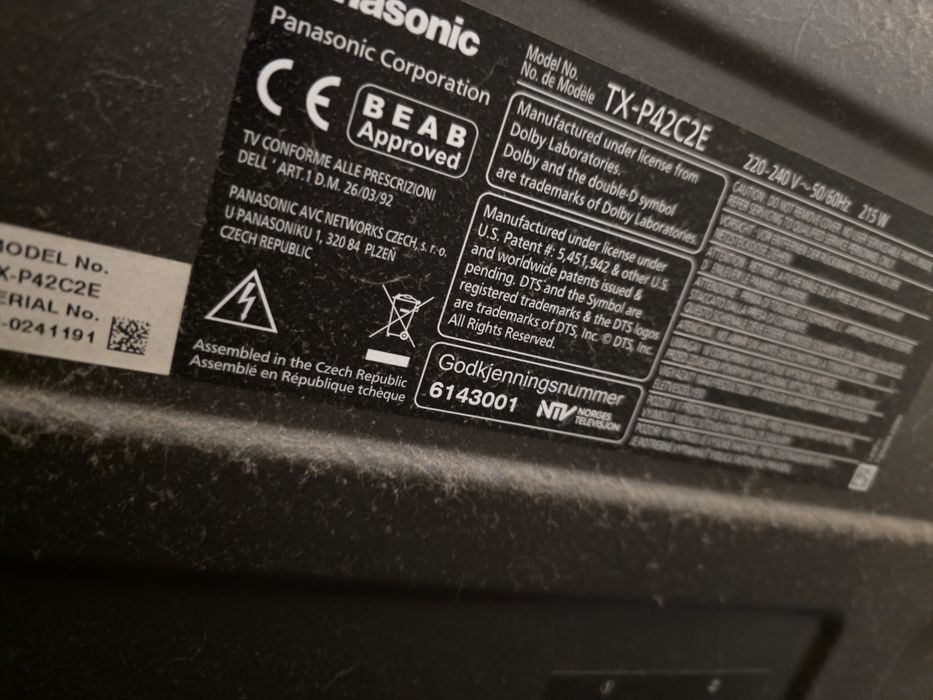 Продавам Panasonic TX P42C2E 42" Телевизор