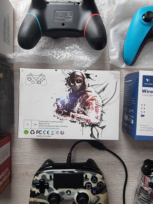 Controllere gaming, manete, gamepad joystick PS4, PC, Nintendo Switch