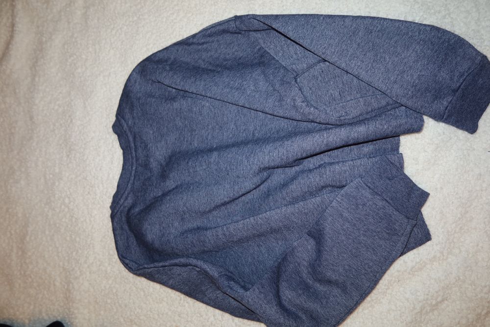 Дамски пуловер размер S