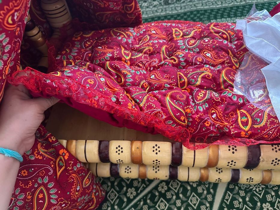 Продам Бесик/Бешик