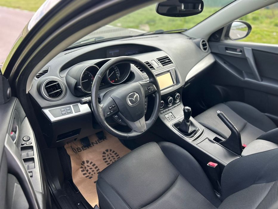 Mazda 3 Facelift 2.0 benzina 2012