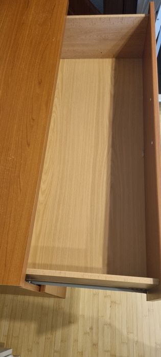 Comodă cu e sertare