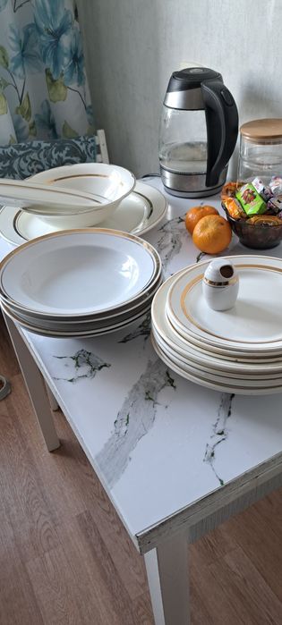 Столовый сервиз,