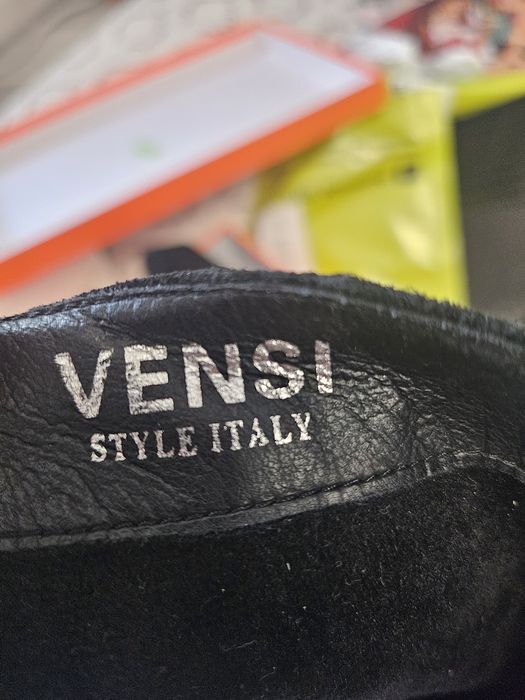 Продам женские вещи и обувь.