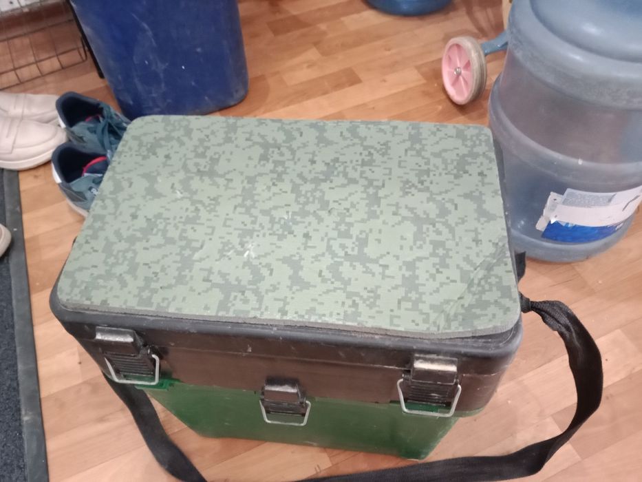 Чемоданчик для рыбаловли