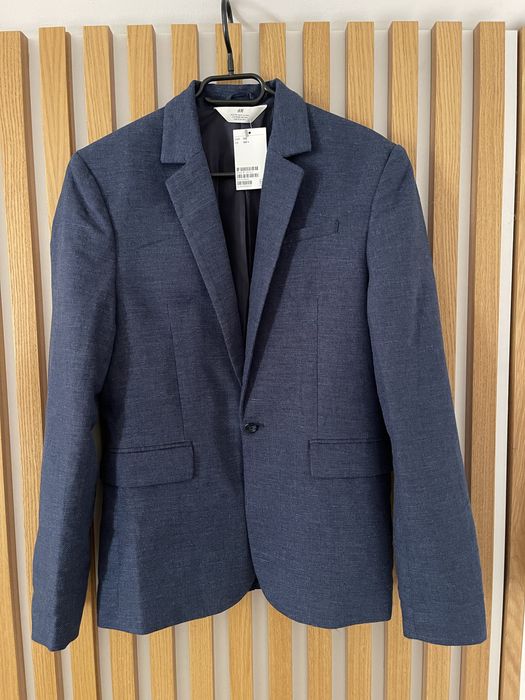 Нов костюм H&M за момче