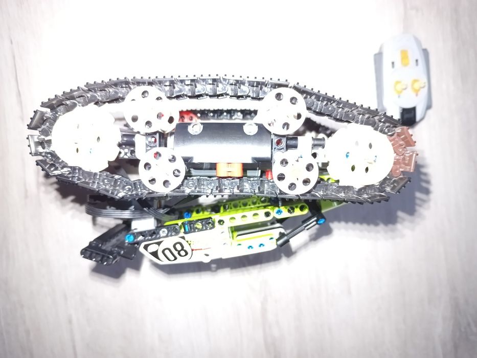 42065 - LEGO Technic Bolid senile teleghidat + LEGO Technic 42179