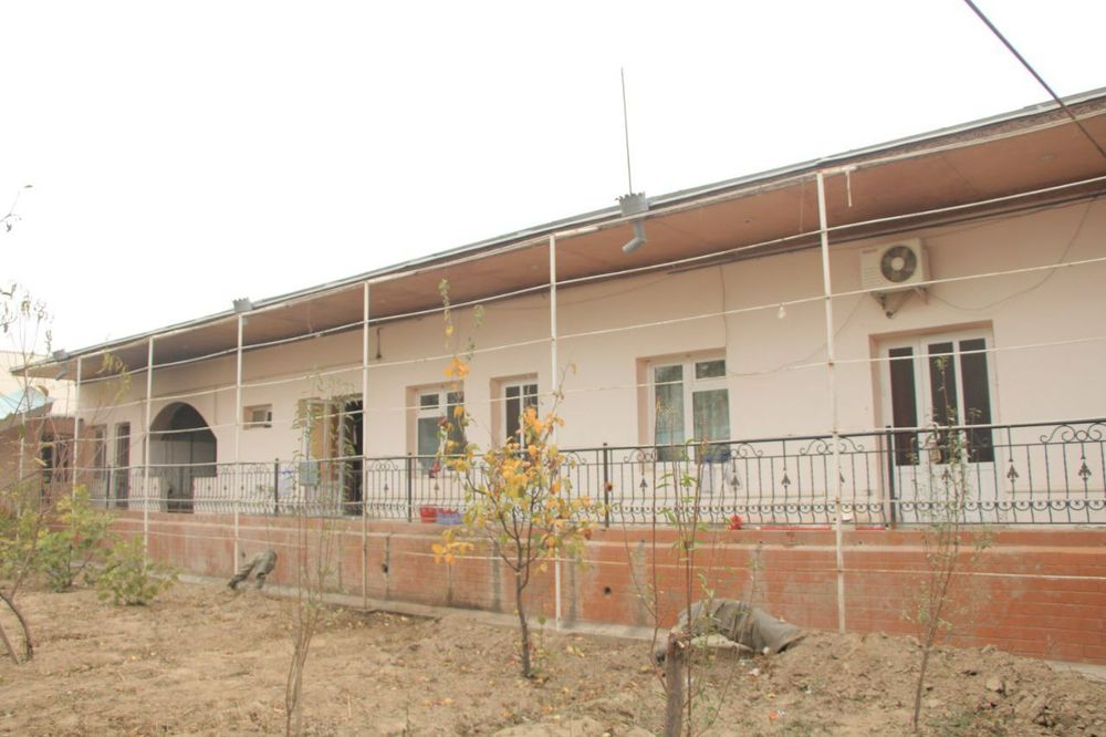 Сирдарё вилояти Гулистон шахри Дустлик кургони (октябр) Чулпон кучаси