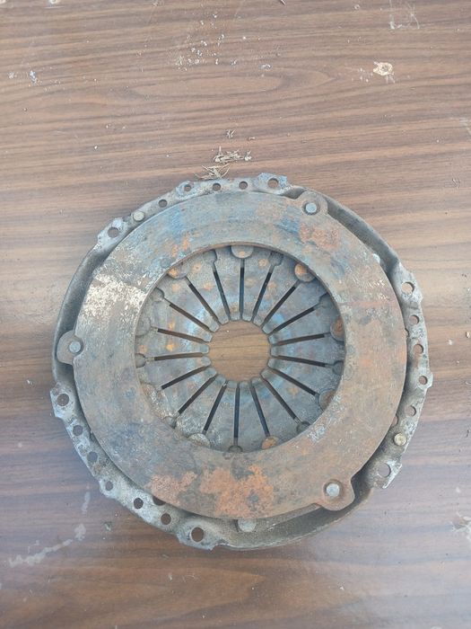 Продам карзину мерс 124