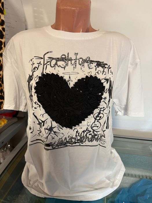 Tricouri damă ,noi  S-M,L-XL