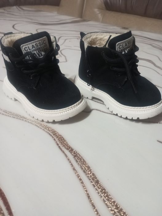 Детские ботиночки