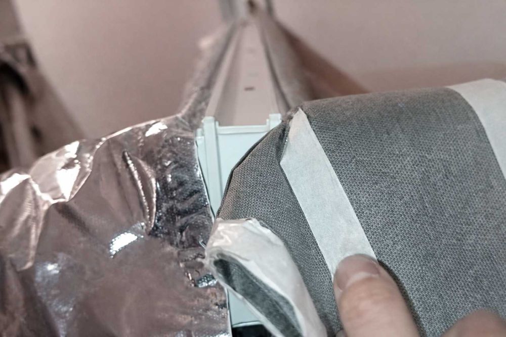 Фольгированная ПароИзоляционная лента для окон с улицы СД(МТ) РомЛента