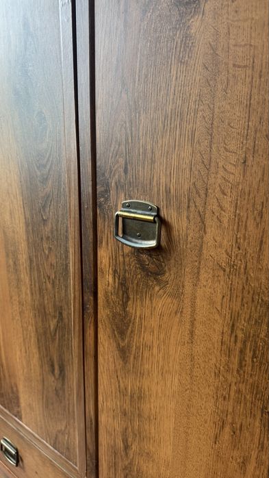 Продам мебель от INDIANA