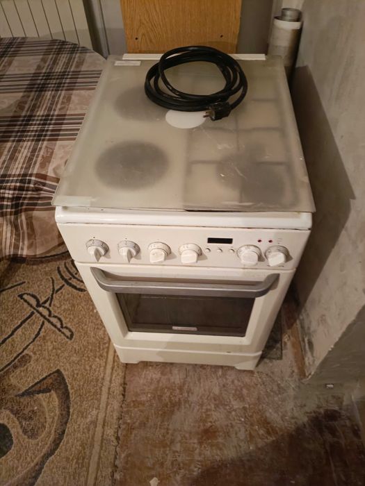Газова печка за продан - Elektrolux EKM 513503 W