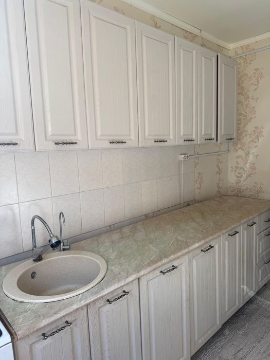 Продается кухонная гарнитура