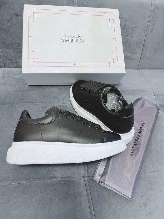 Adidasi Alexander Mcqueen “ Black”White”