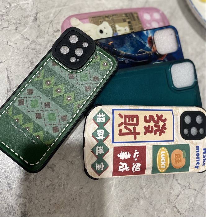 Чехлы для Айфон разные расцветки