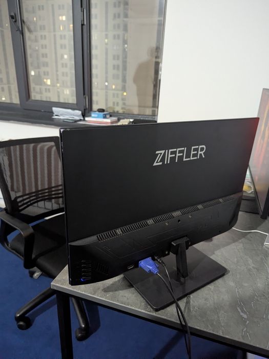 Монитор Ziffler 24 IPS
